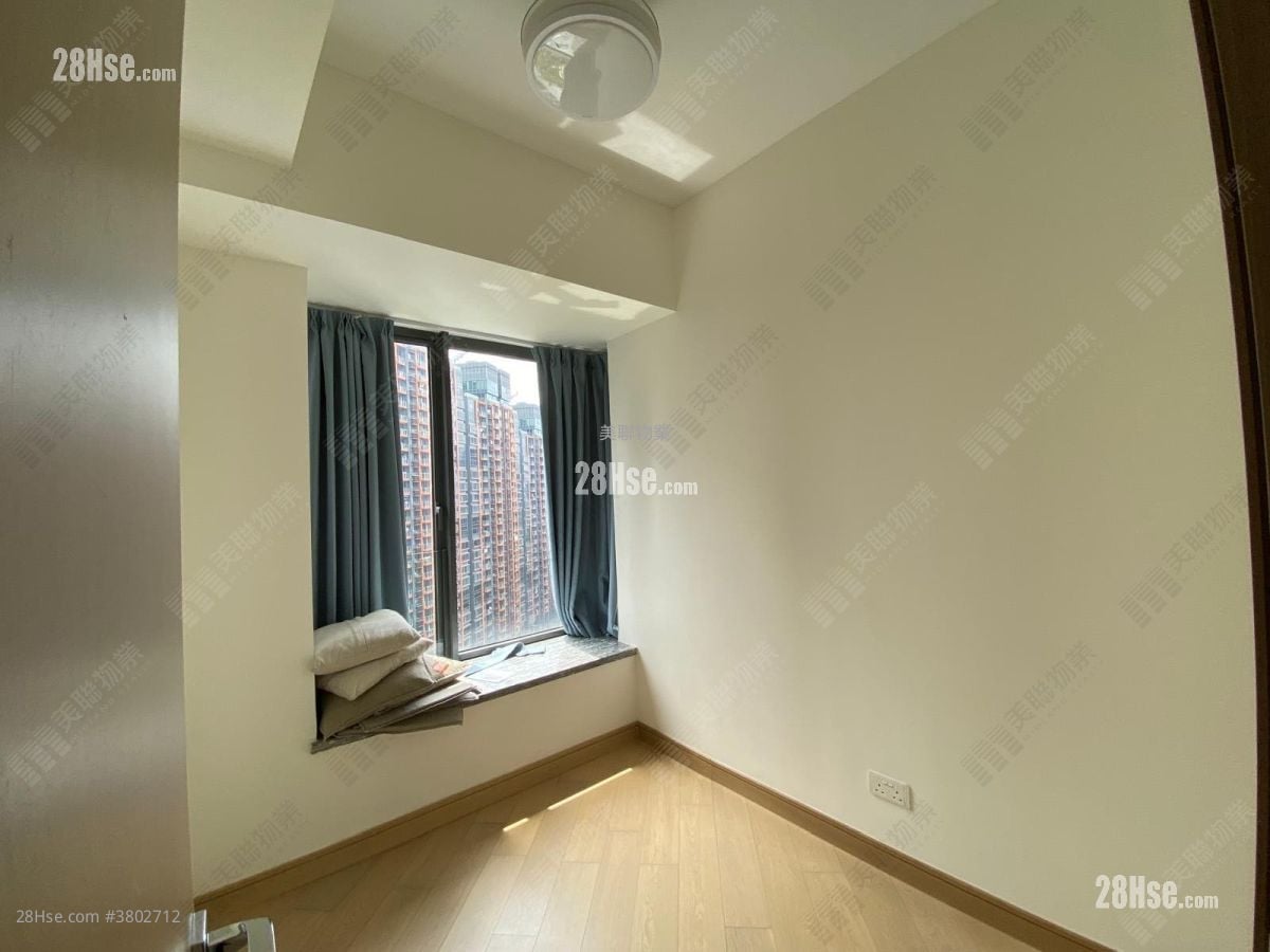 Double Cove Sell 3 Bedrooms , 1 Bathroom 498 ft²