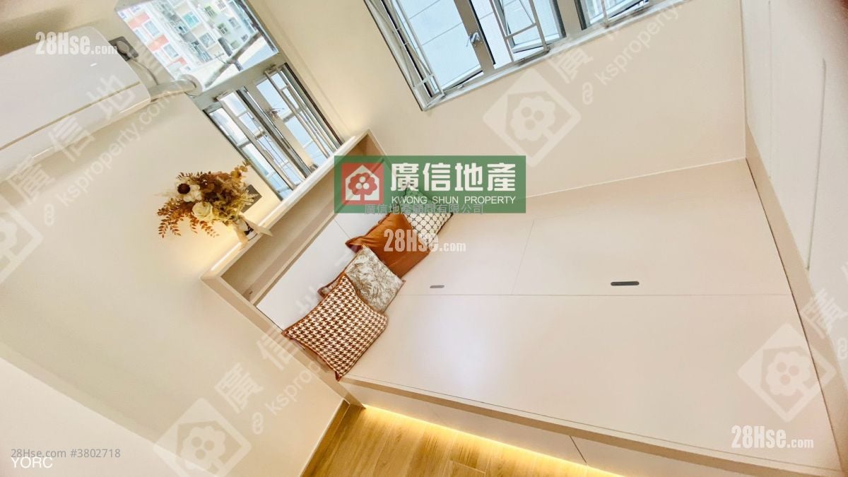 Yan On Building Rental 1 Bedroom , 1 Bathroom 200 ft²