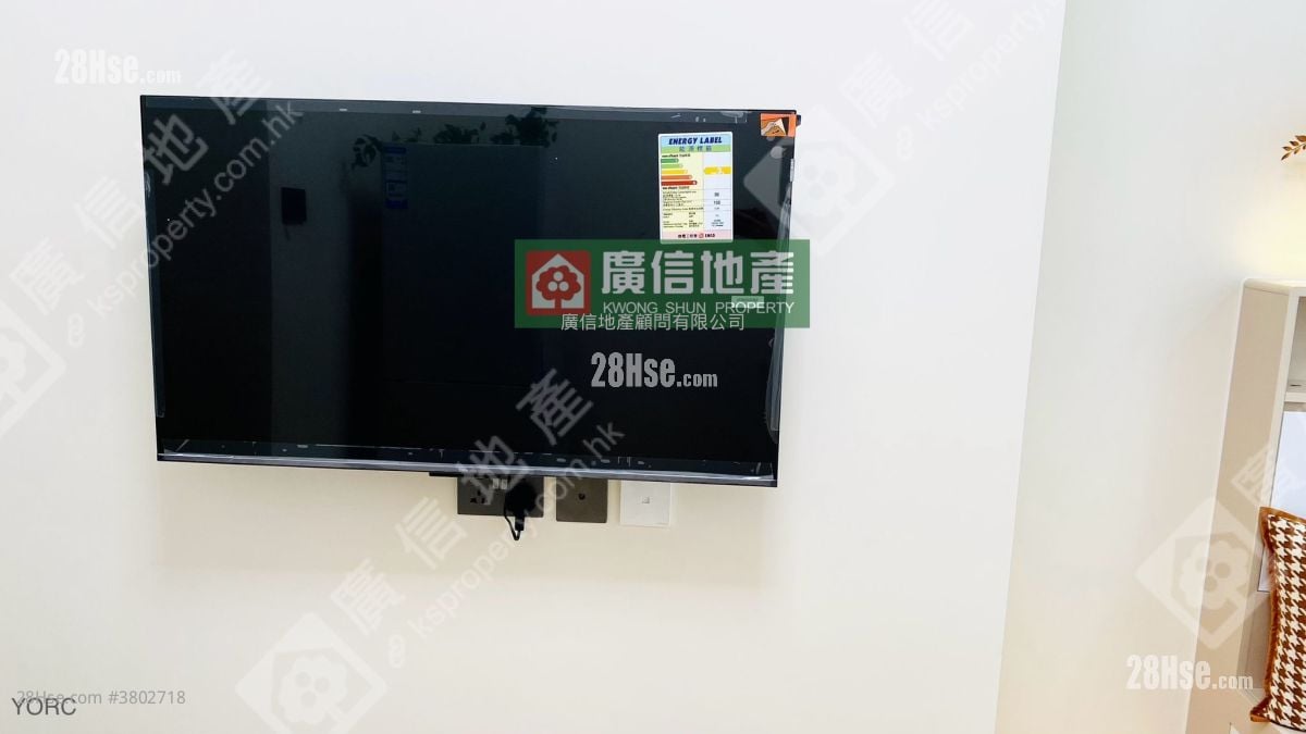 Yan On Building Rental 1 Bedroom , 1 Bathroom 200 ft²