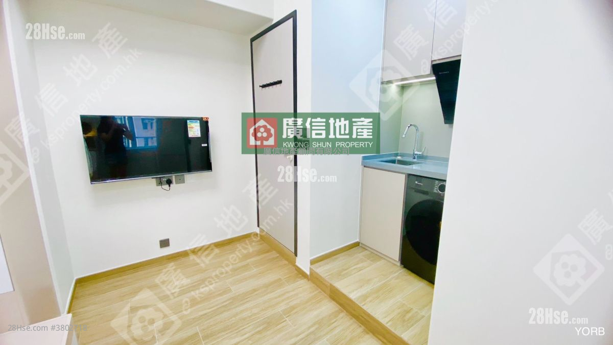 Yan On Building Rental 1 Bedroom , 1 Bathroom 200 ft²