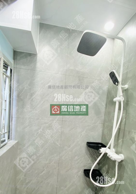 Yan On Building Rental 1 Bedroom , 1 Bathroom 200 ft²