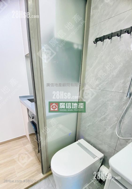 Yan On Building Rental 1 Bedroom , 1 Bathroom 200 ft²