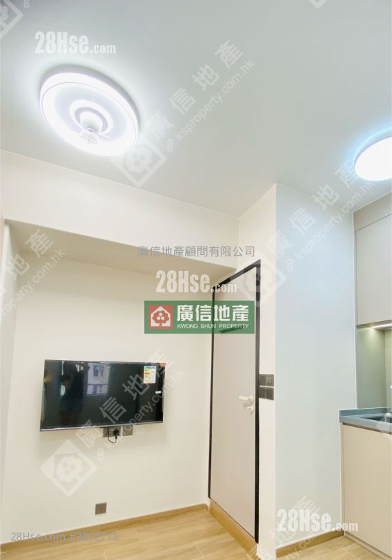 Yan On Building Rental 1 Bedroom , 1 Bathroom 200 ft²