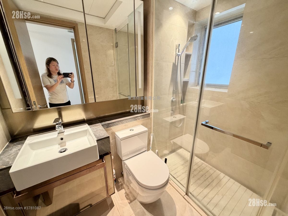 东环 租盘 2 房 , 1 浴室 445 平方尺