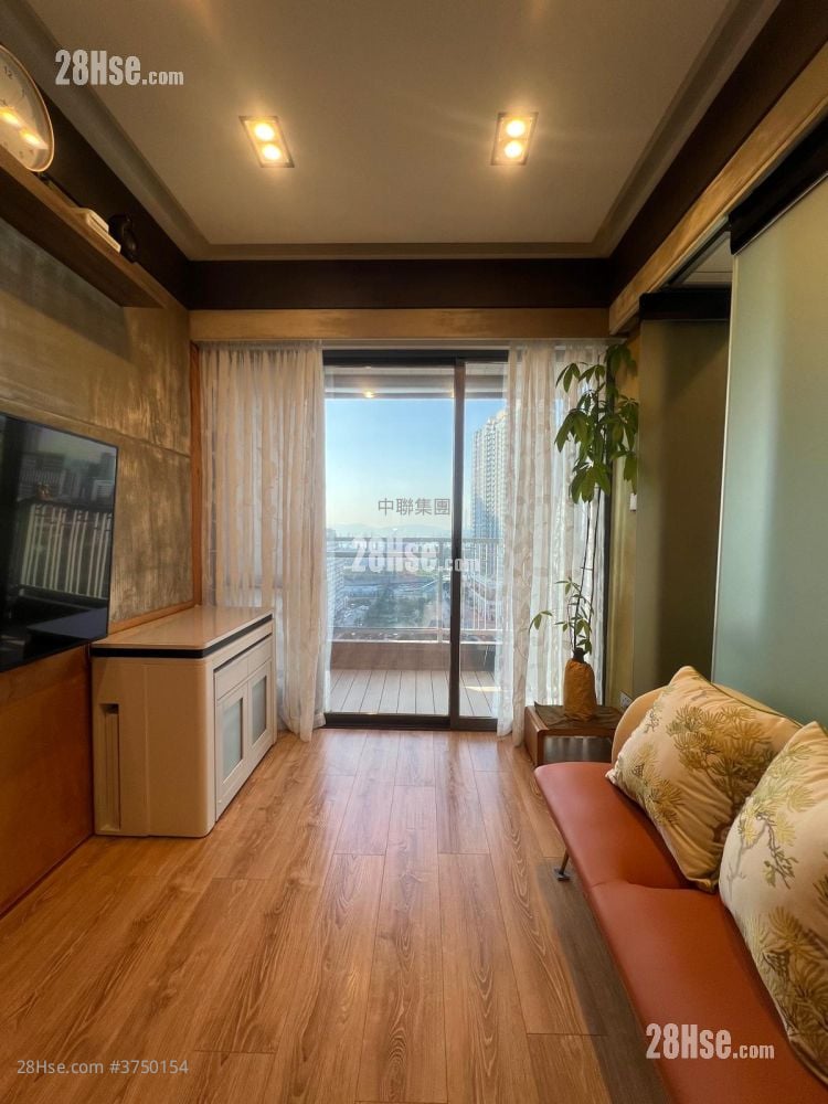 Jade Suites Sell 381 ft²