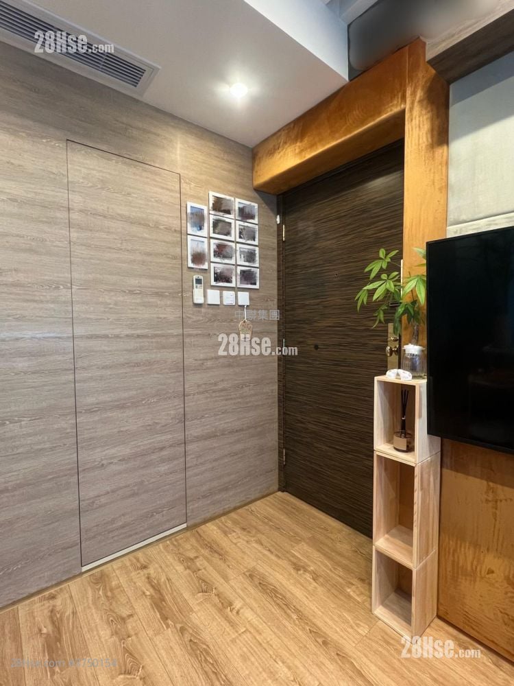 Jade Suites Sell 381 ft²