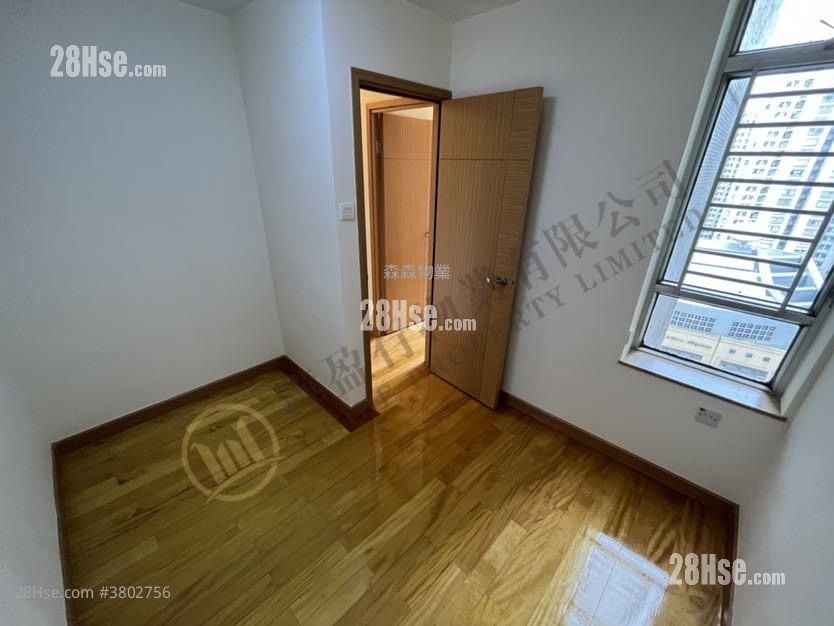 Kornhill Garden Rental 2 Bedrooms , 1 Bathroom 431 ft²