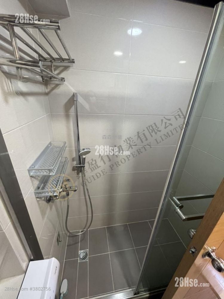 Kornhill Garden Rental 2 Bedrooms , 1 Bathroom 431 ft²