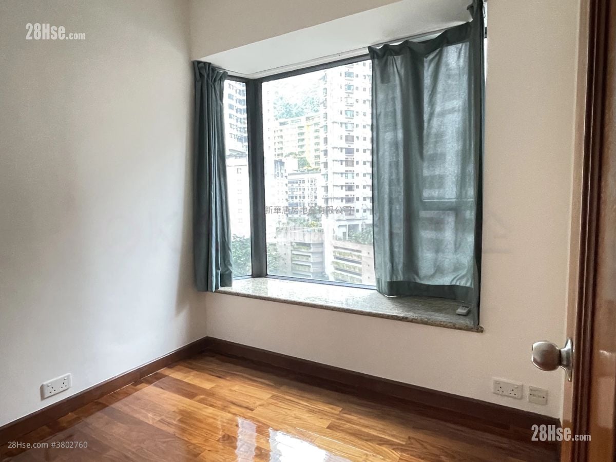 辉煌豪园 租盘 3 房 , 2 浴室 721 平方尺