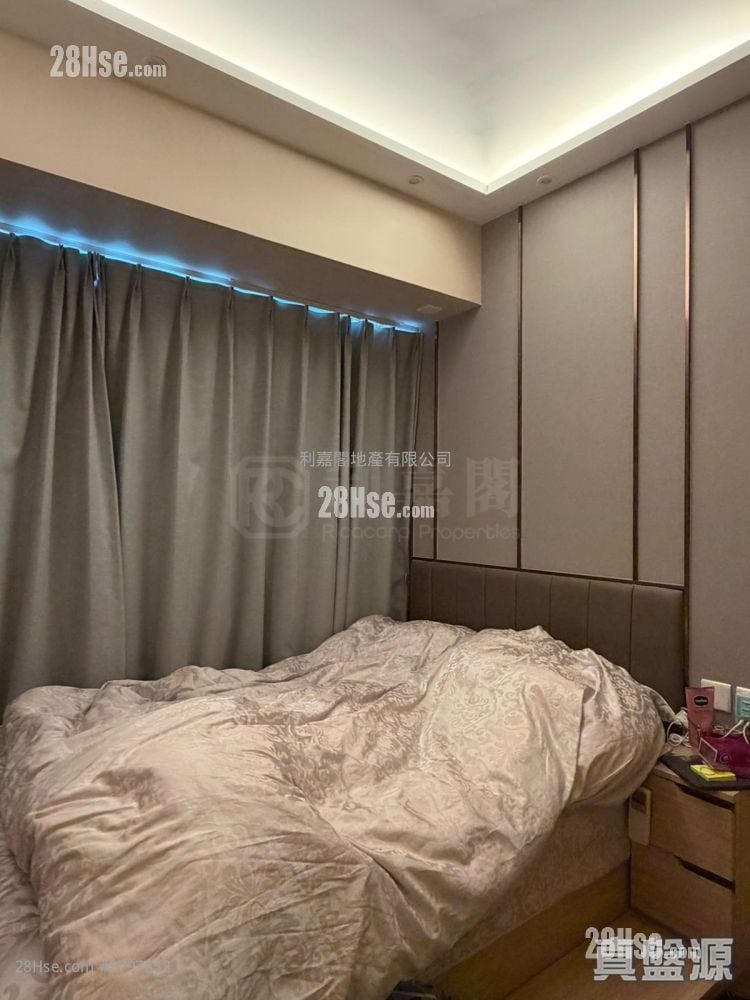 The Parkside Sell 2 Bedrooms 510 ft²