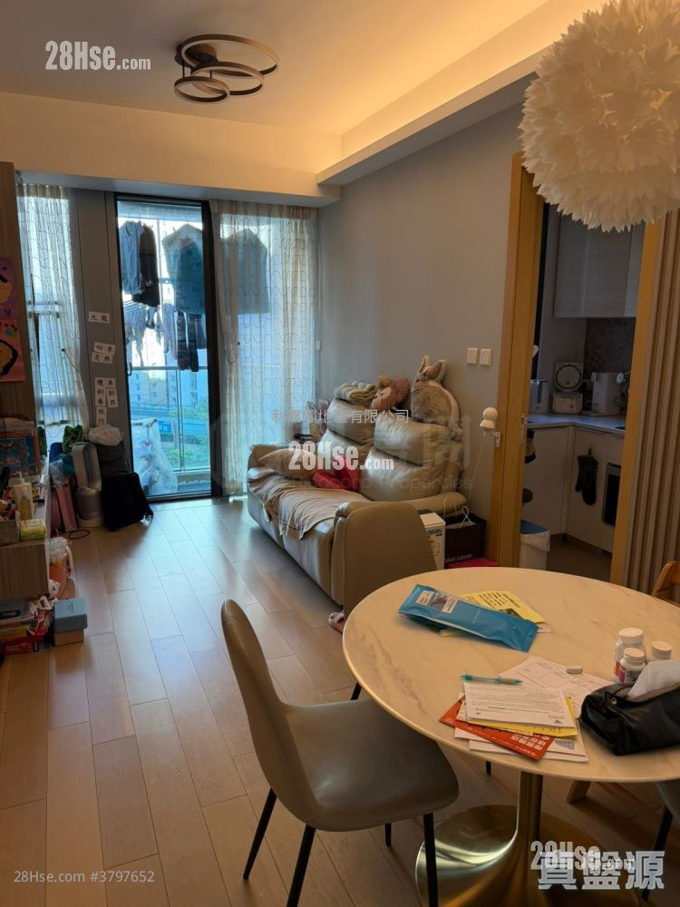 The Parkside Sell 2 Bedrooms 510 ft²