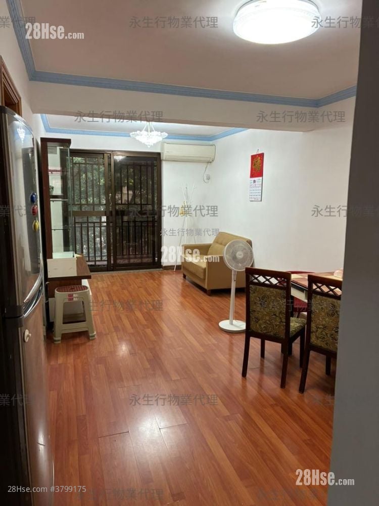 Hang Hau Village Rental 3 Bedrooms 700 ft²