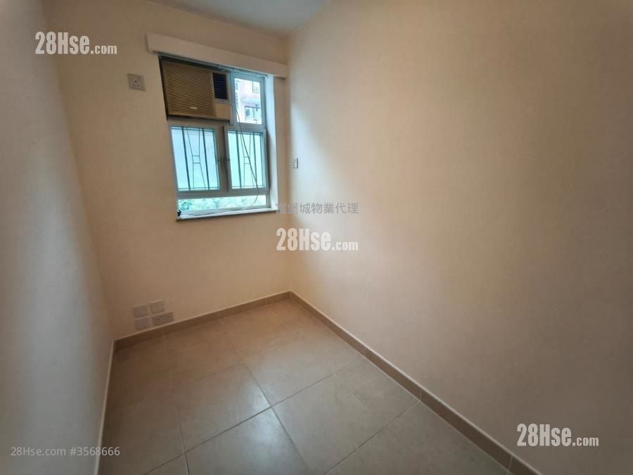 村屋 售盘 3 房 , 1 浴室 640 平方尺