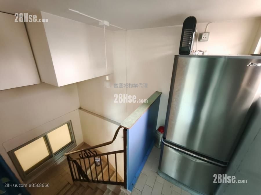 村屋 售盘 3 房 , 1 浴室 640 平方尺