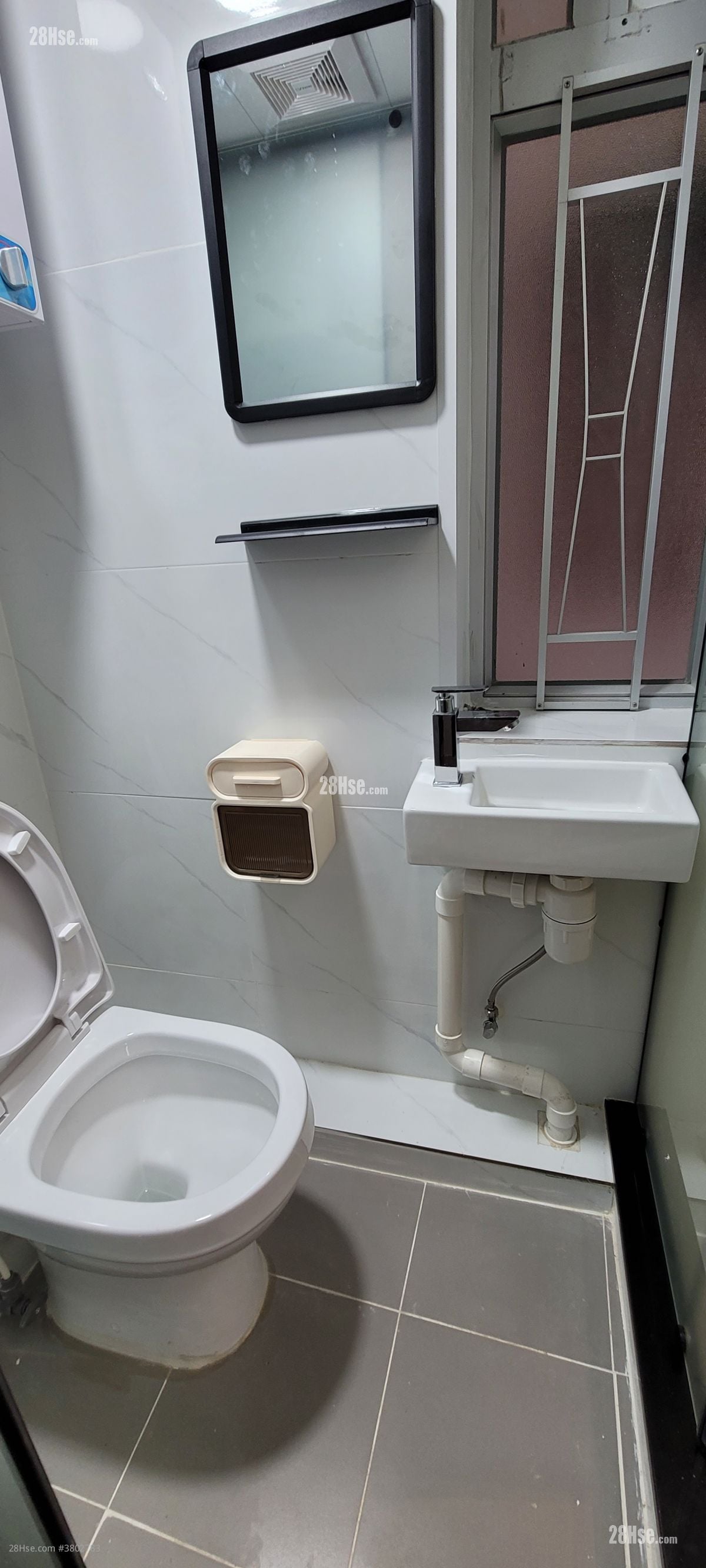 中和楼 租盘 130 平方尺