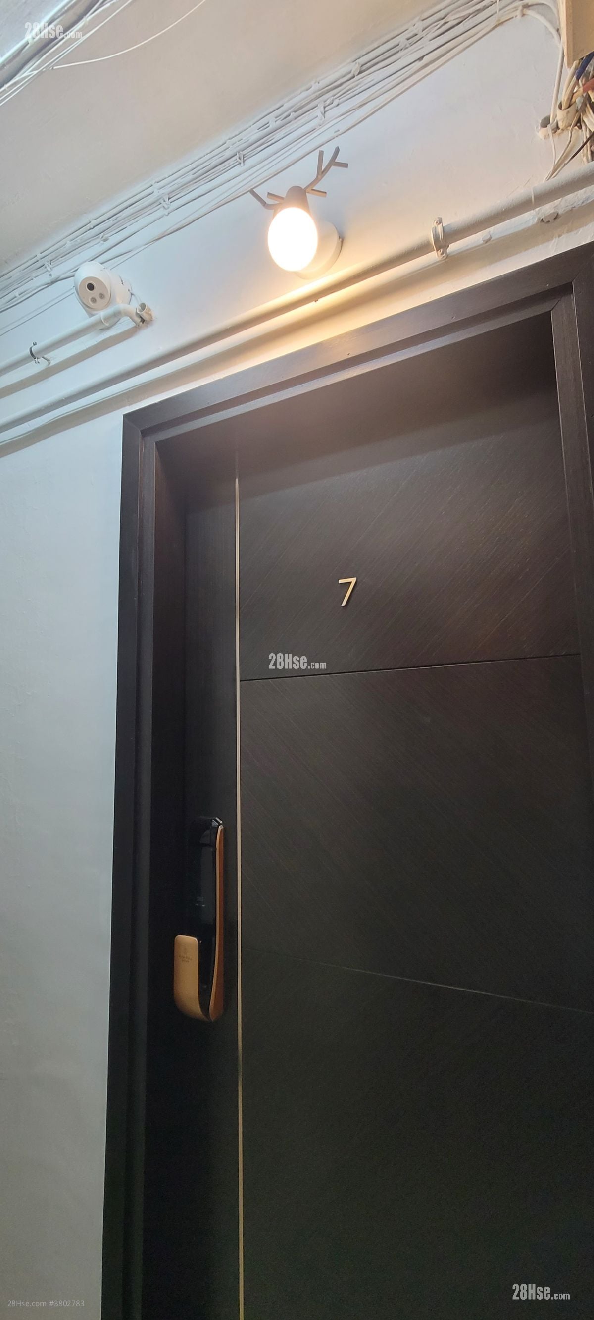 中和楼 租盘 130 平方尺