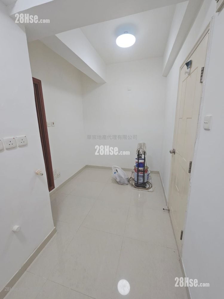 宏华大厦 租盘 开放式间隔 , 1 浴室 140 平方尺