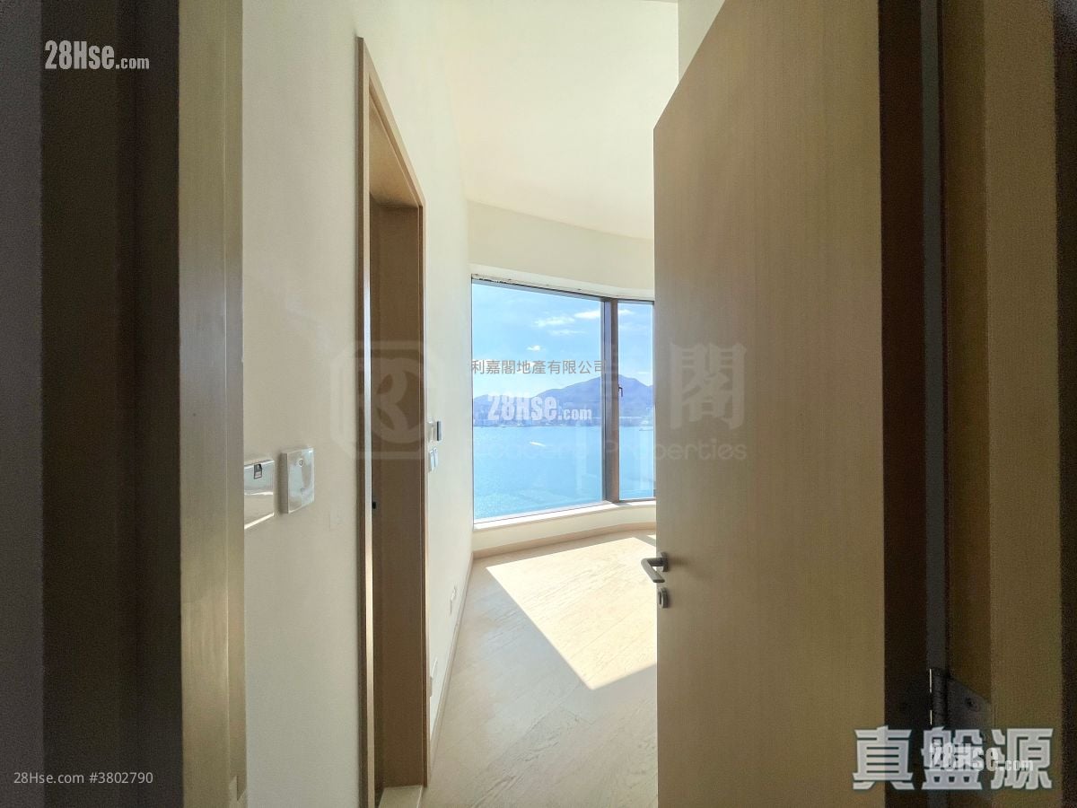 LP10 售盘 4 房 , 3 浴室 1,203 平方尺