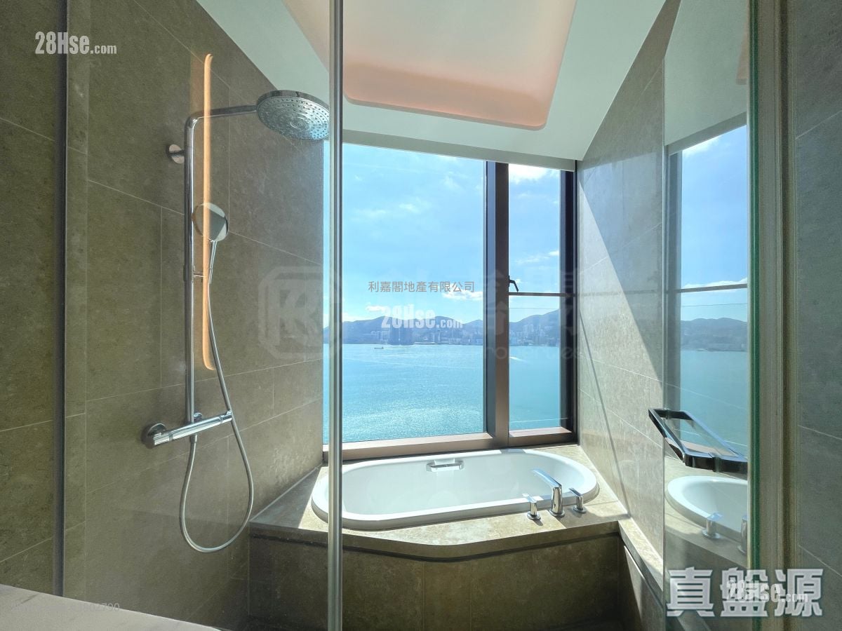 LP10 售盘 4 房 , 3 浴室 1,203 平方尺