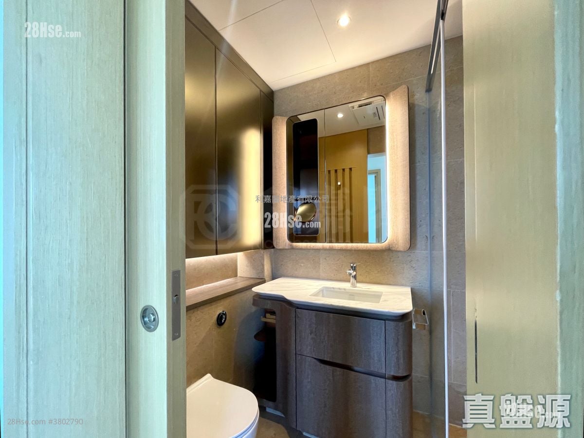 LP10 售盘 4 房 , 3 浴室 1,203 平方尺