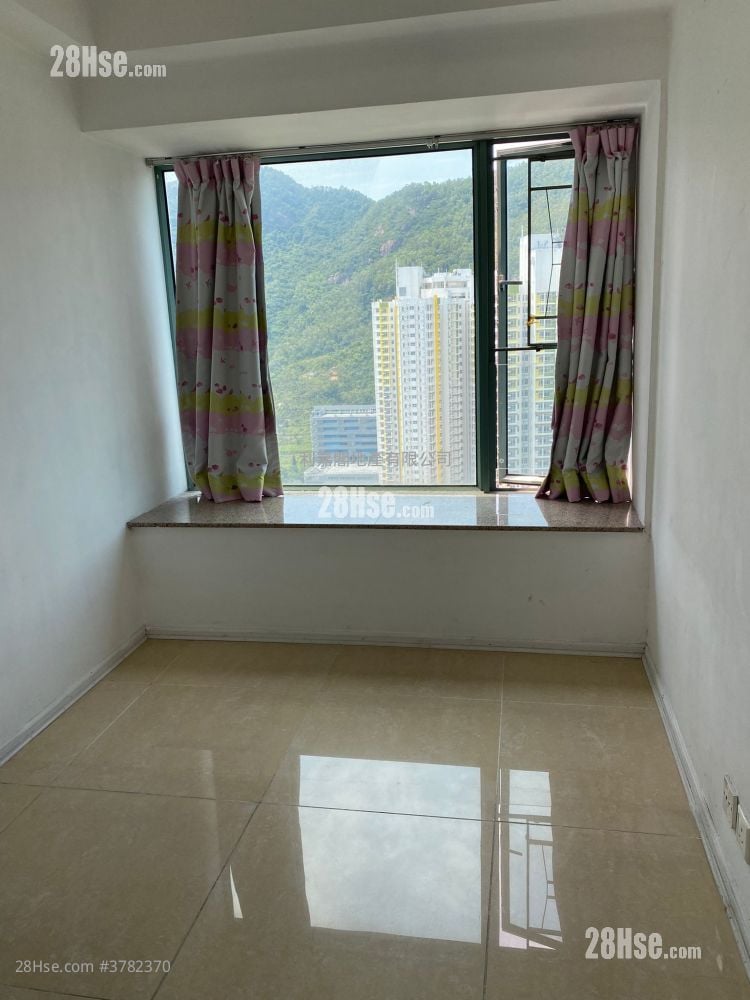 蓝澄湾 售盘 3 房 , 1 浴室 690 平方尺