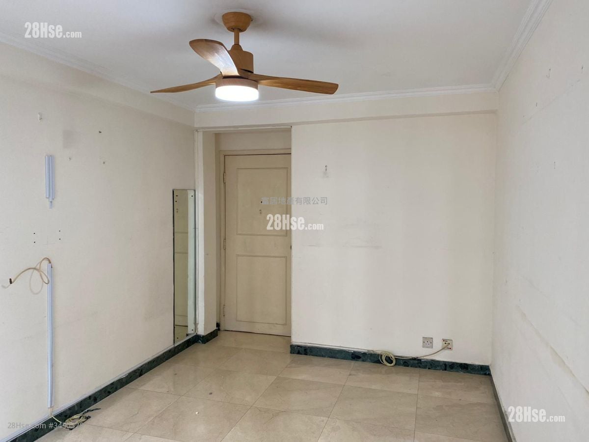 Richmond Court Sell 2 Bedrooms , 1 Bathroom 344 ft²