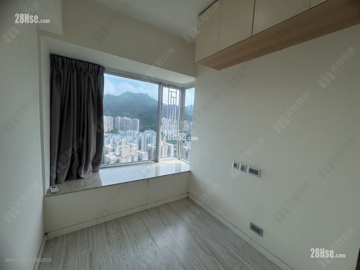 名城 租盘 3 房 , 2 浴室 742 平方尺