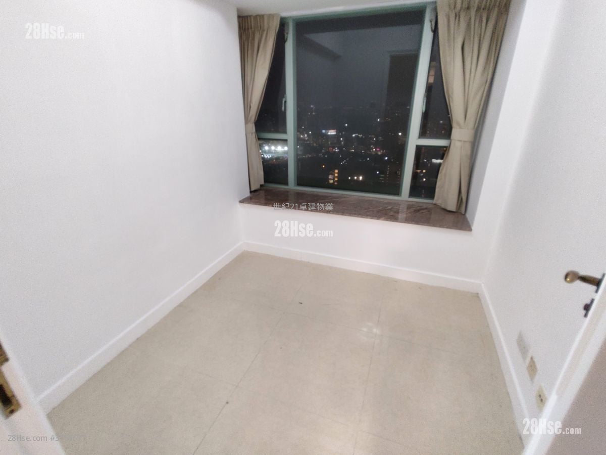 The Victoria Towers Rental 3 Bedrooms , 2 Bathrooms 791 ft²