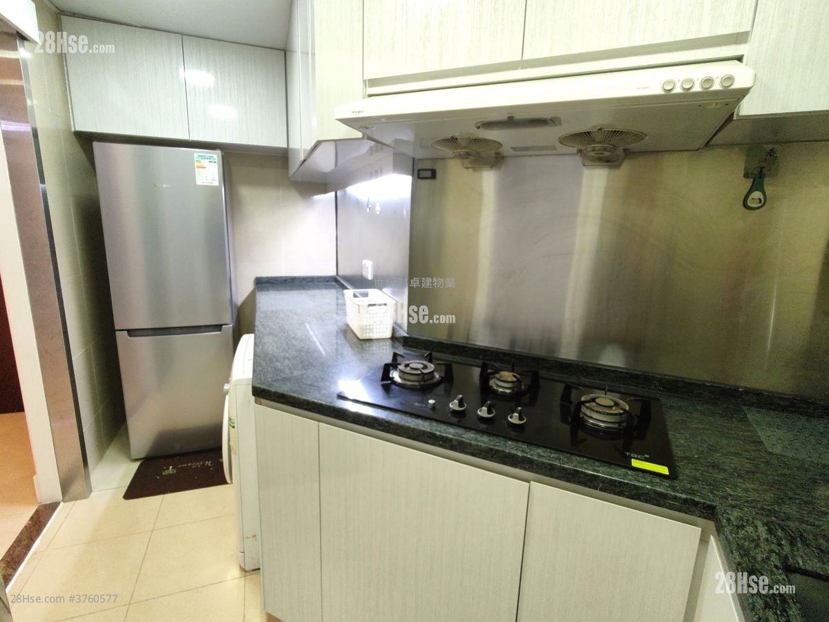 The Victoria Towers Rental 3 Bedrooms , 2 Bathrooms 791 ft²