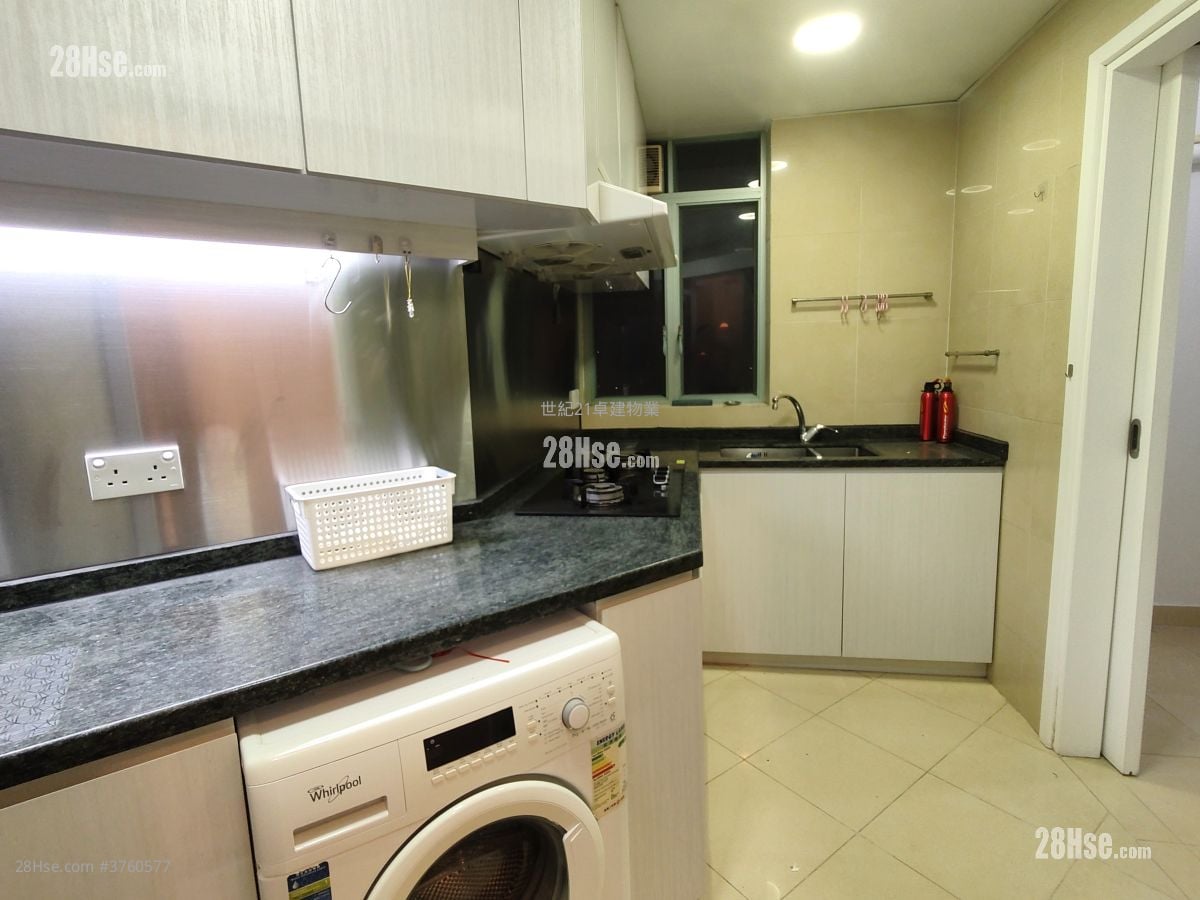 The Victoria Towers Rental 3 Bedrooms , 2 Bathrooms 791 ft²