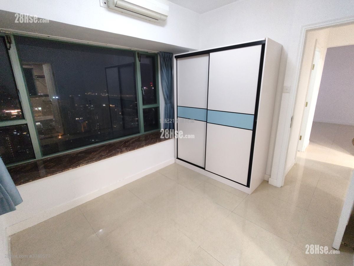 The Victoria Towers Rental 3 Bedrooms , 2 Bathrooms 791 ft²