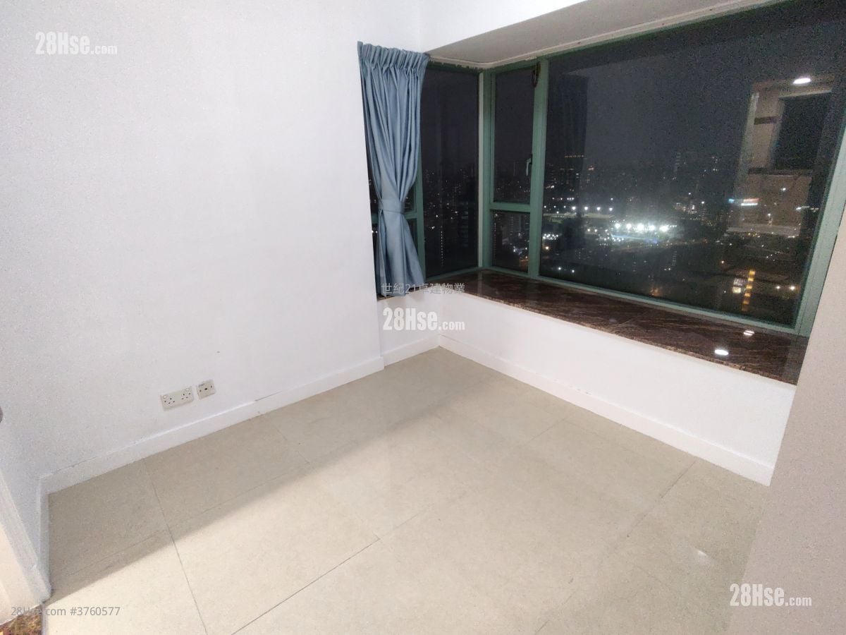 The Victoria Towers Rental 3 Bedrooms , 2 Bathrooms 791 ft²