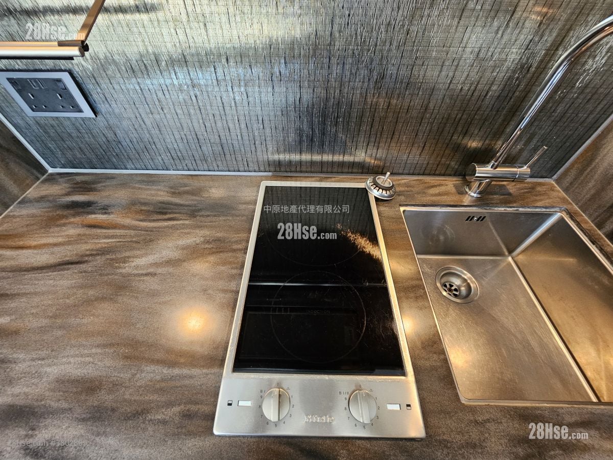 Phase 1B Of The Campton Rental Studio , 1 Bathroom 287 ft²