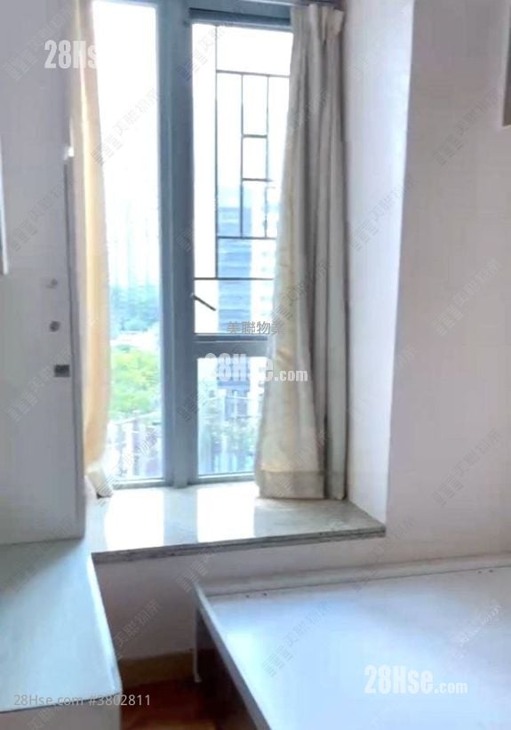 The Riverpark Sell 3 Bedrooms , 2 Bathrooms 725 ft²