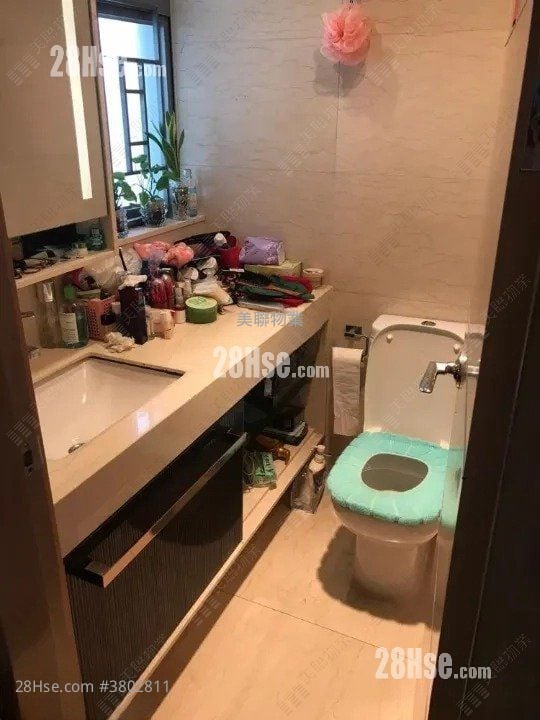 The Riverpark Sell 3 Bedrooms , 2 Bathrooms 725 ft²