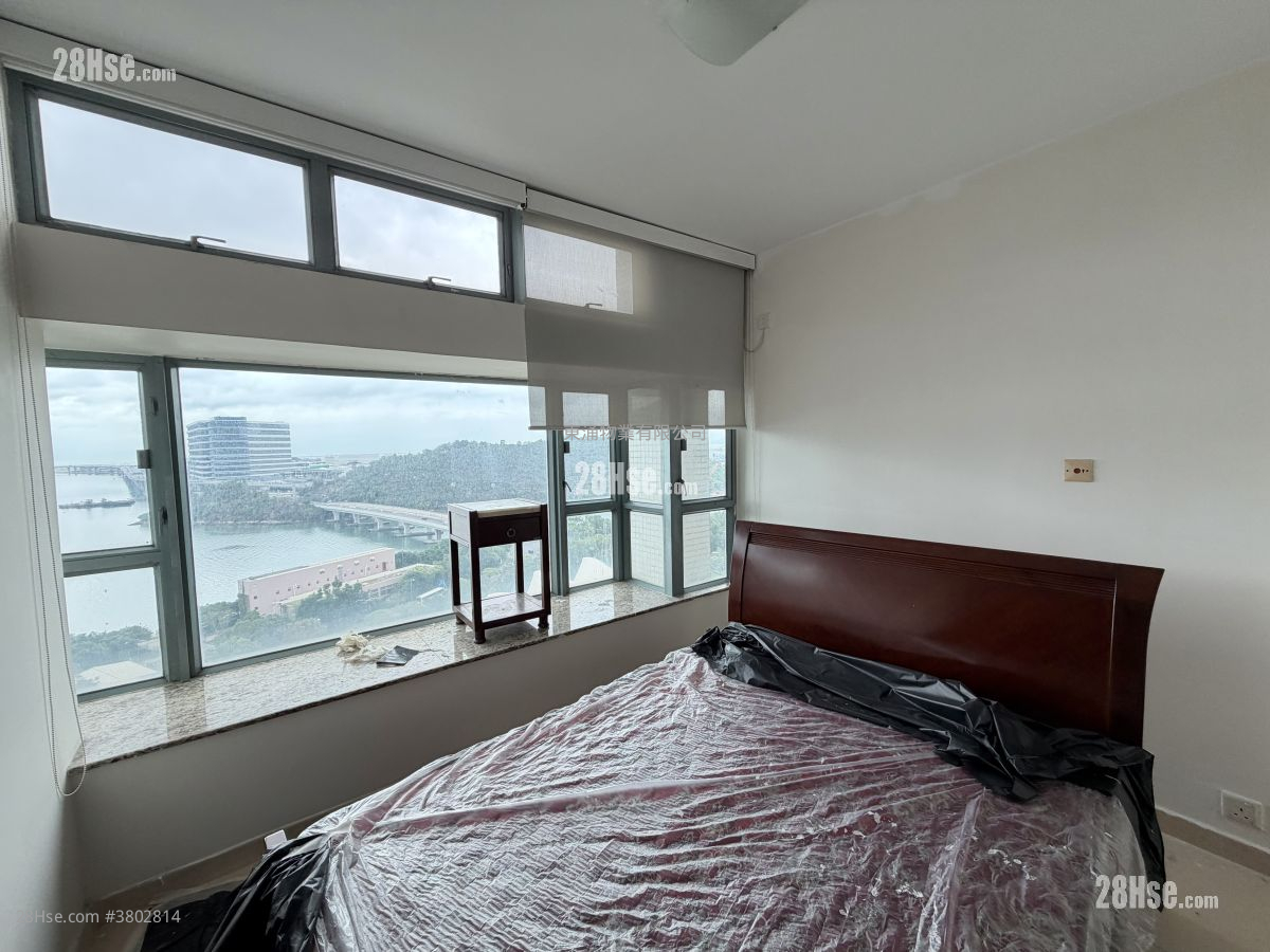 Tung Chung Crescent Rental 4 Bedrooms , 2 Bathrooms 868 ft²