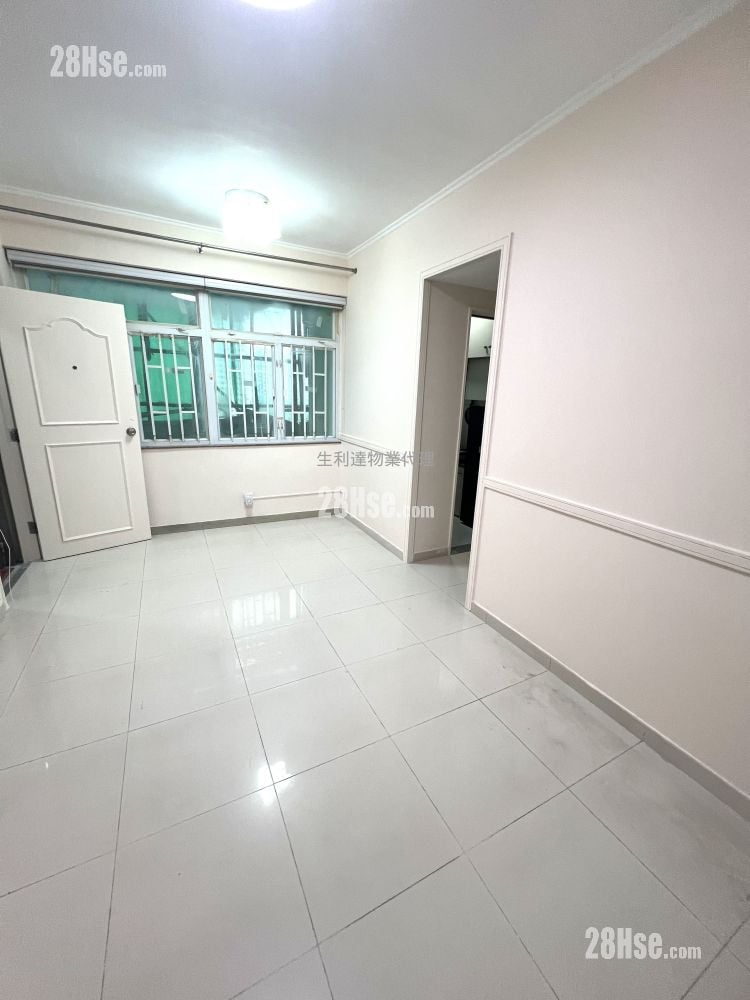 侨伟大厦 租盘 4 房 , 2 浴室 631 平方尺