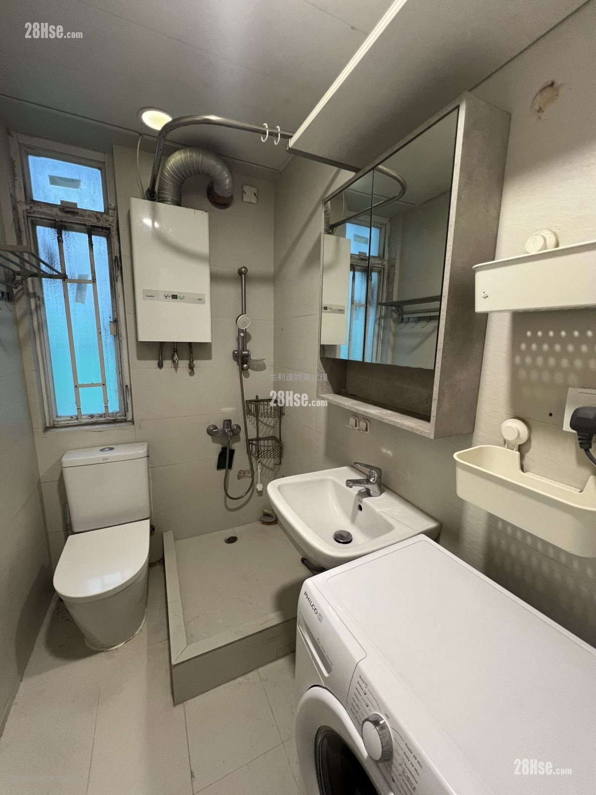 侨伟大厦 租盘 4 房 , 2 浴室 631 平方尺