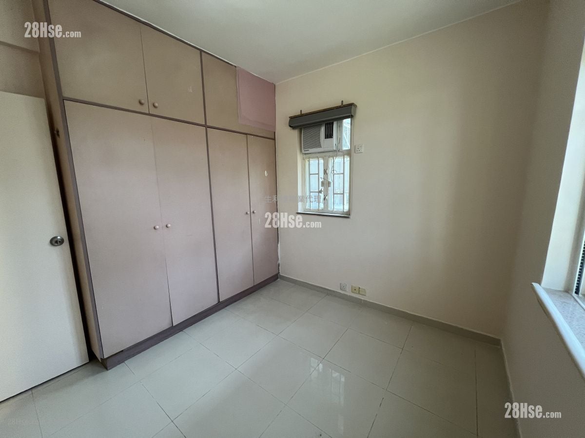 侨伟大厦 租盘 4 房 , 2 浴室 631 平方尺