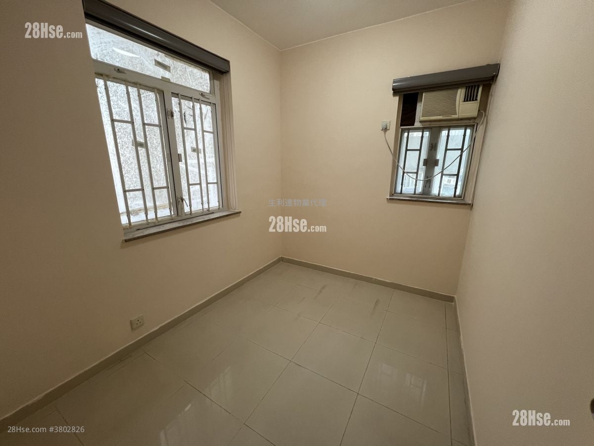 侨伟大厦 租盘 4 房 , 2 浴室 631 平方尺