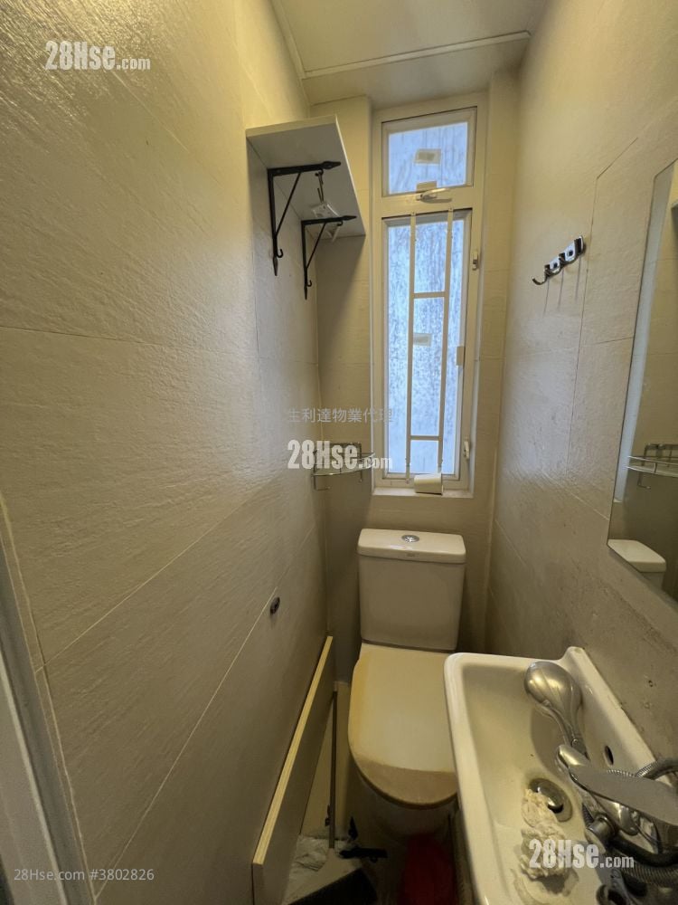 侨伟大厦 租盘 4 房 , 2 浴室 631 平方尺