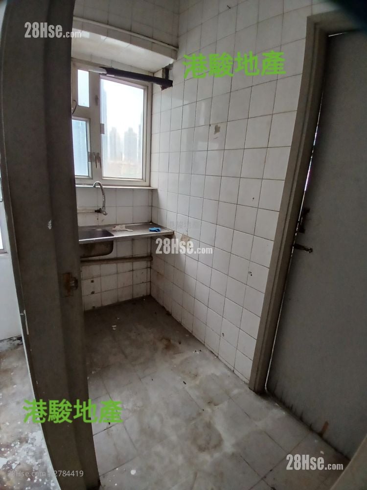 Splendid Centre Rental 1 Toilet