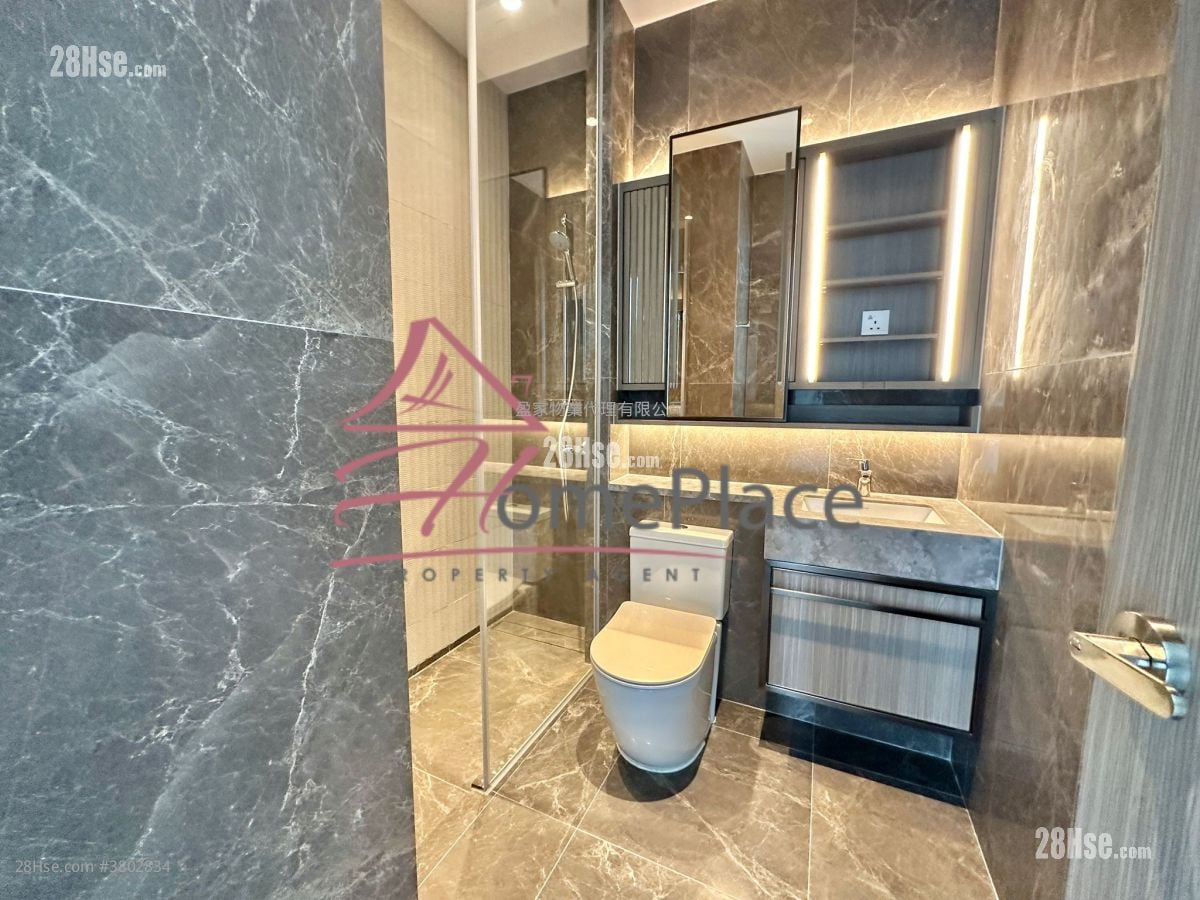 寓成峰 租盘 3 房 , 2 浴室 1,000 平方尺