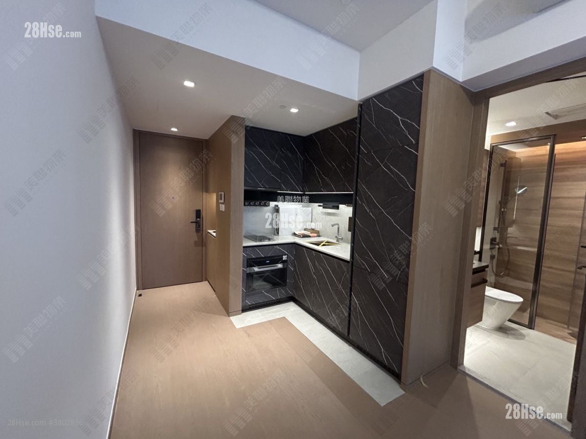 Onmantin Sell 1 Bedroom , 1 Bathroom 388 ft²