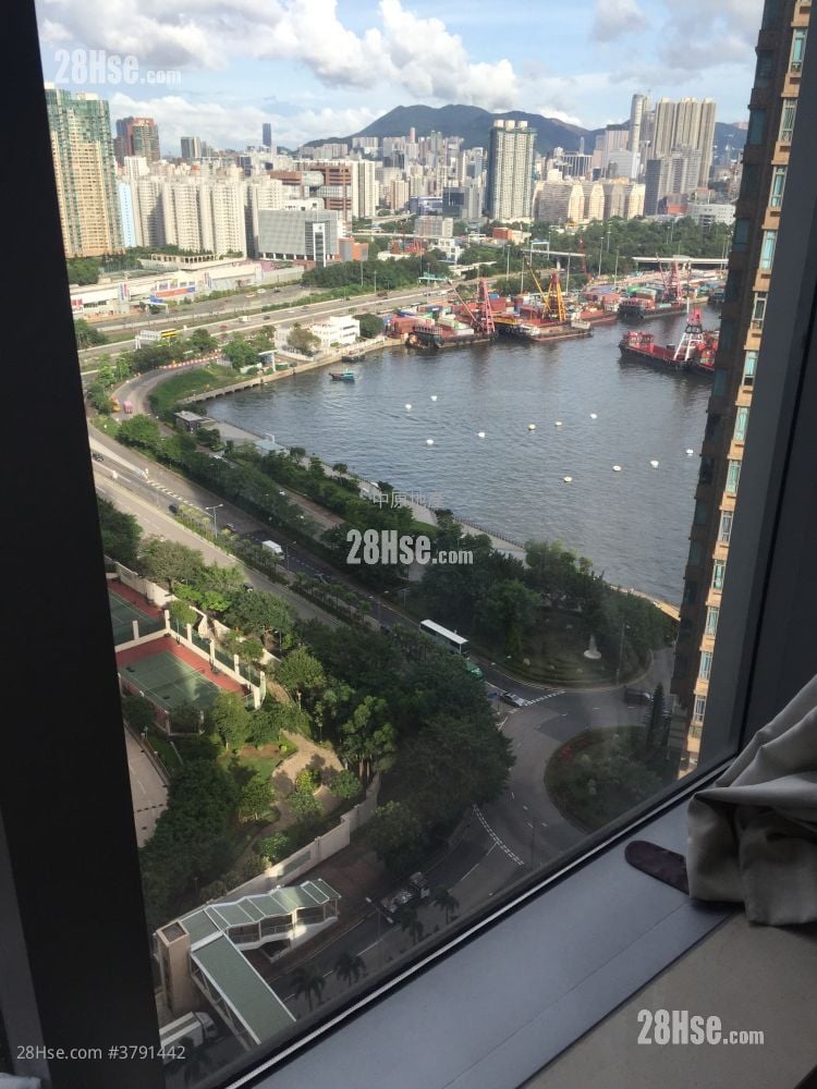 master room: Imperial Cullinan Sell 2 Bedrooms , 1 Bathroom 524 ft²