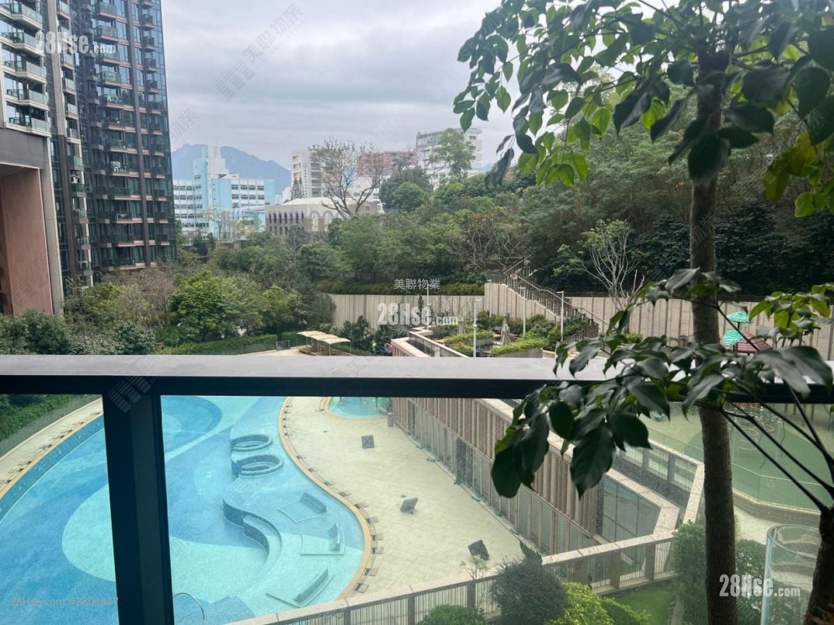 Mantin Heights Rental 3 Bedrooms , 2 Bathrooms 943 ft²