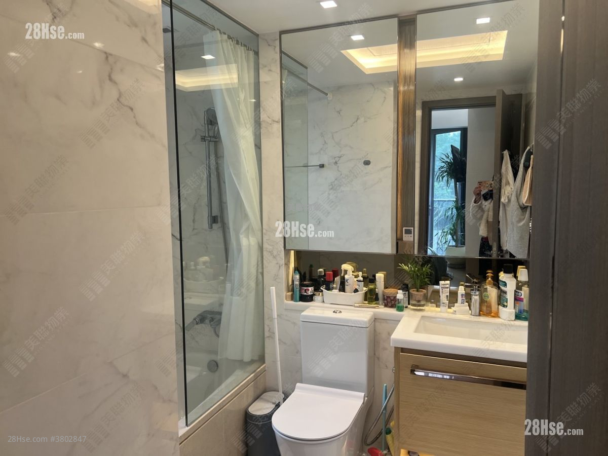 Mantin Heights Rental 3 Bedrooms , 2 Bathrooms 943 ft²