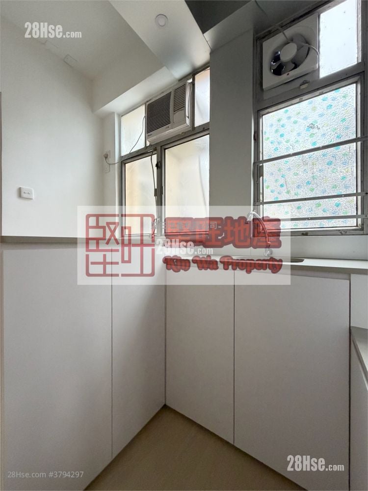 Chinese Mansion Rental Studio , 1 Bathroom 161 ft²
