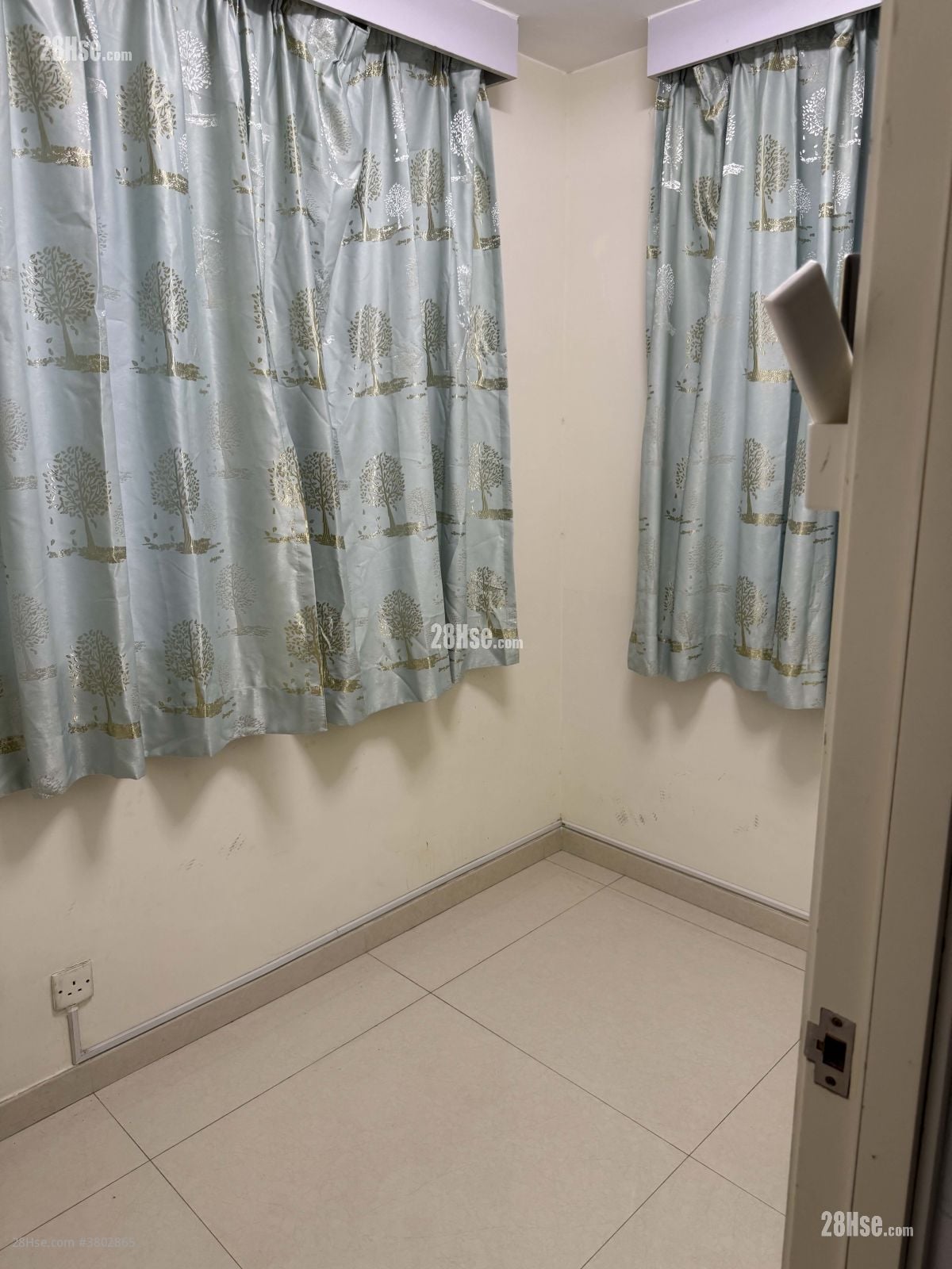 元朗下新围村 租盘 3 房 , 1 浴室 700 平方尺