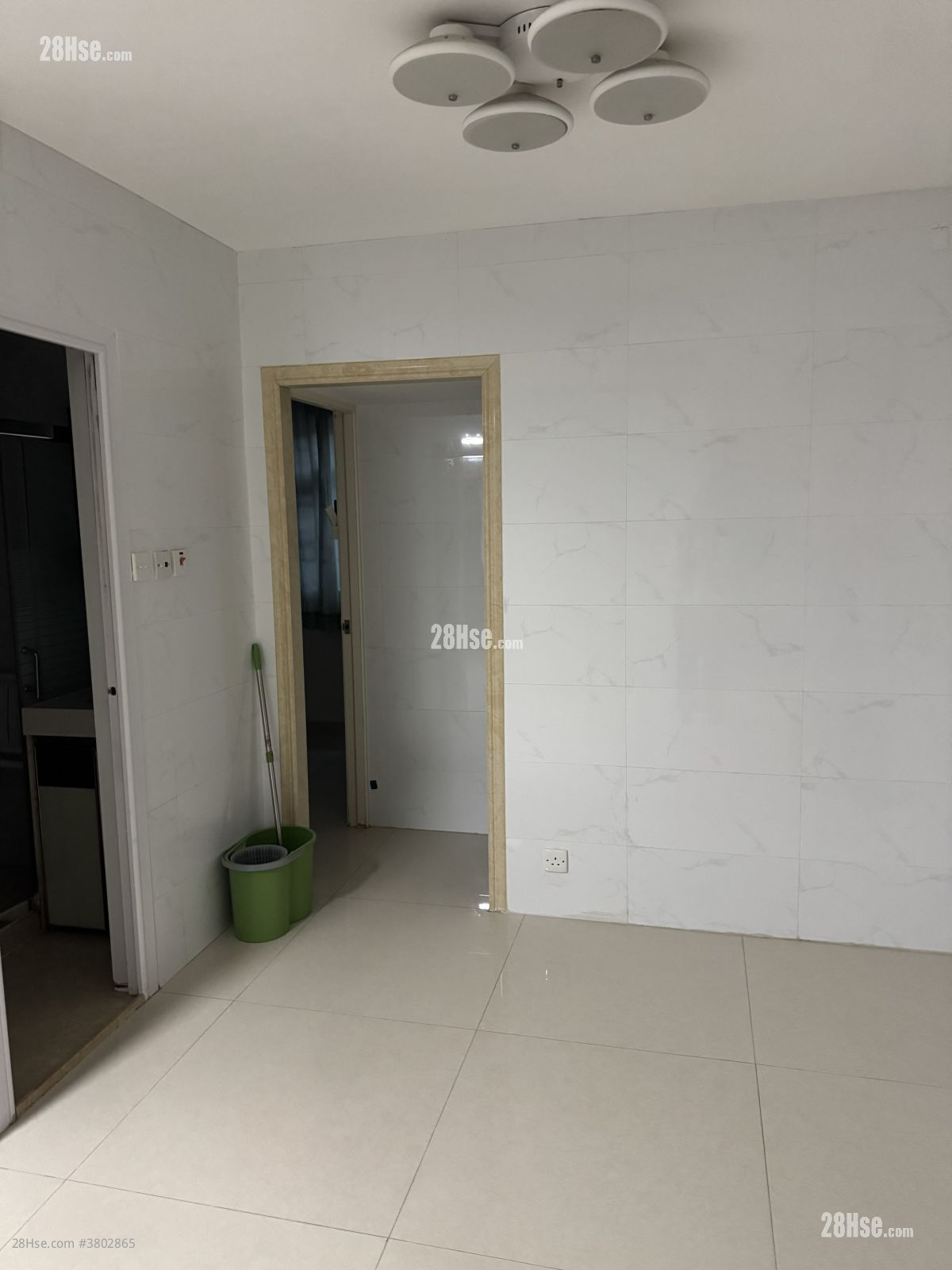 元朗下新围村 租盘 3 房 , 1 浴室 700 平方尺